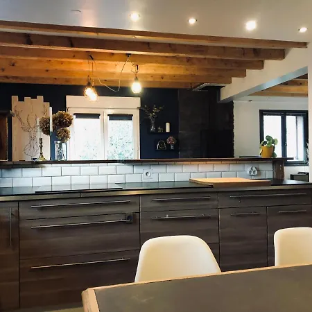Maison Chaleureuse Avec Poele A Bois 펜션