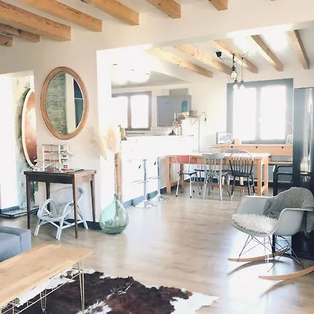 Maison Chaleureuse Avec Poele A Bois 펜션