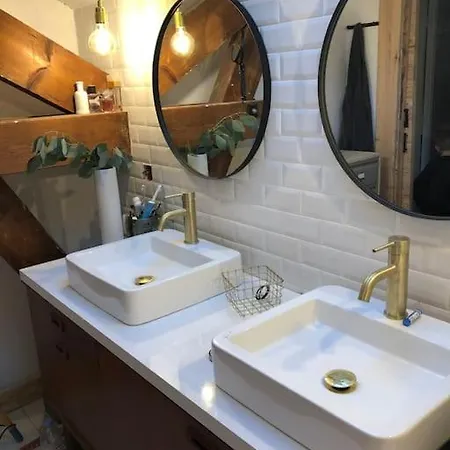 Maison Chaleureuse Avec Poele A Bois Cons-Sainte-Colombe