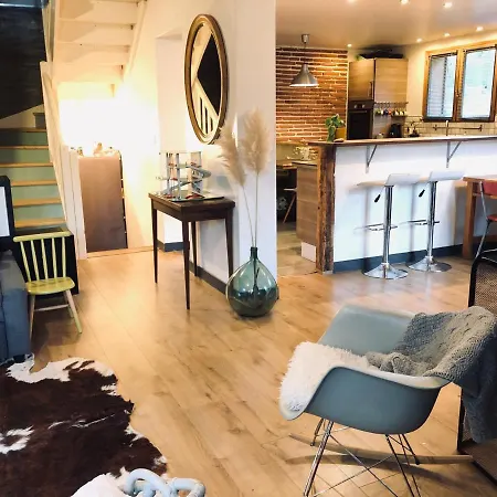 Maison Chaleureuse Avec Poele A Bois Cons-Sainte-Colombe