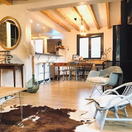 Maison Chaleureuse Avec Poele A Bois 펜션